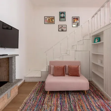 Apartment Life In Pink - 7Sundays *